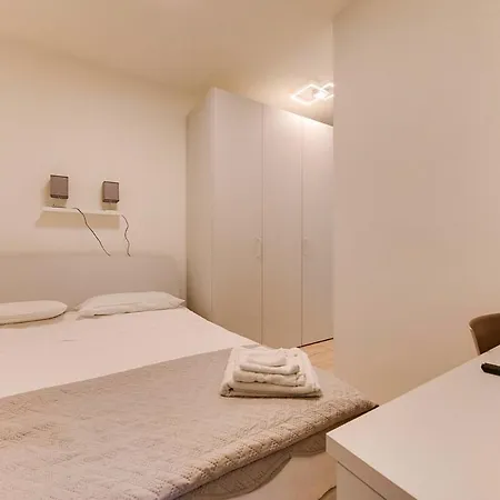 Apartment Centro Storico - 3 - 2 Bagni E Free Wi-fi Modena